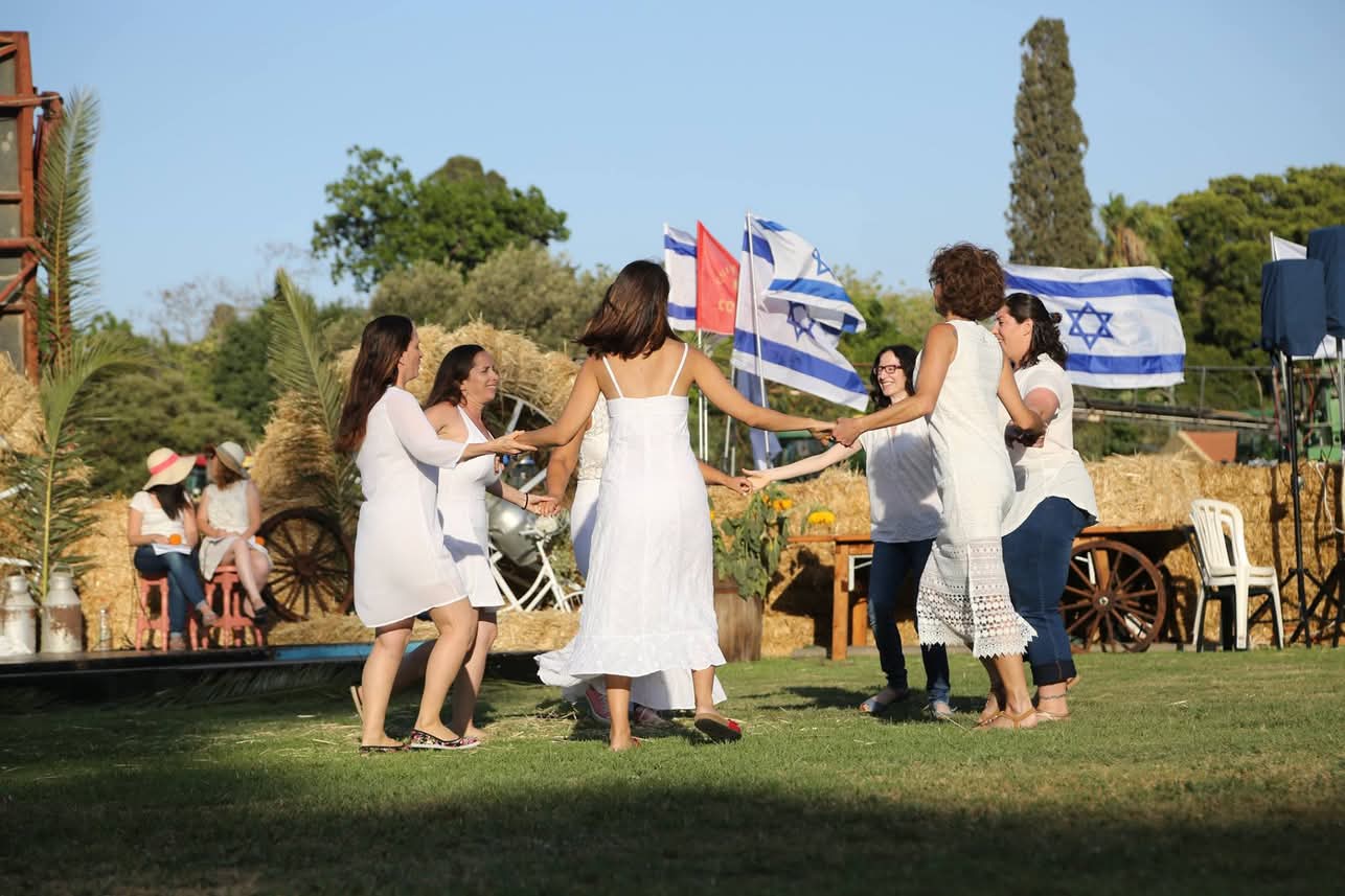 שבועות כפר מסריק קרדיט רמי כהן שמאלי