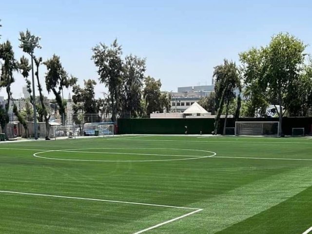 מגרש הכדורגל "בית שרת" (צילום: עמוד הפייסבוק, ראש עיריית גבעתיים)
