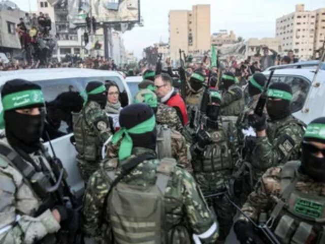 צילום מרשתות חברתיות לפי סעיף 27 א'