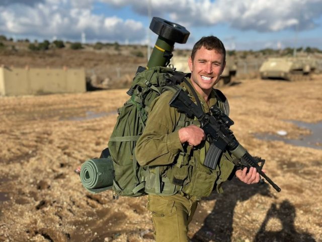 חרבות ברזל צילום באדיבות המשפחה